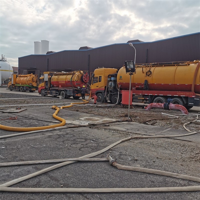 高台污水池清理