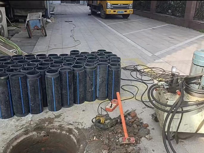 高台PE置换管厂家 DN315置换管 非开挖管短管置换